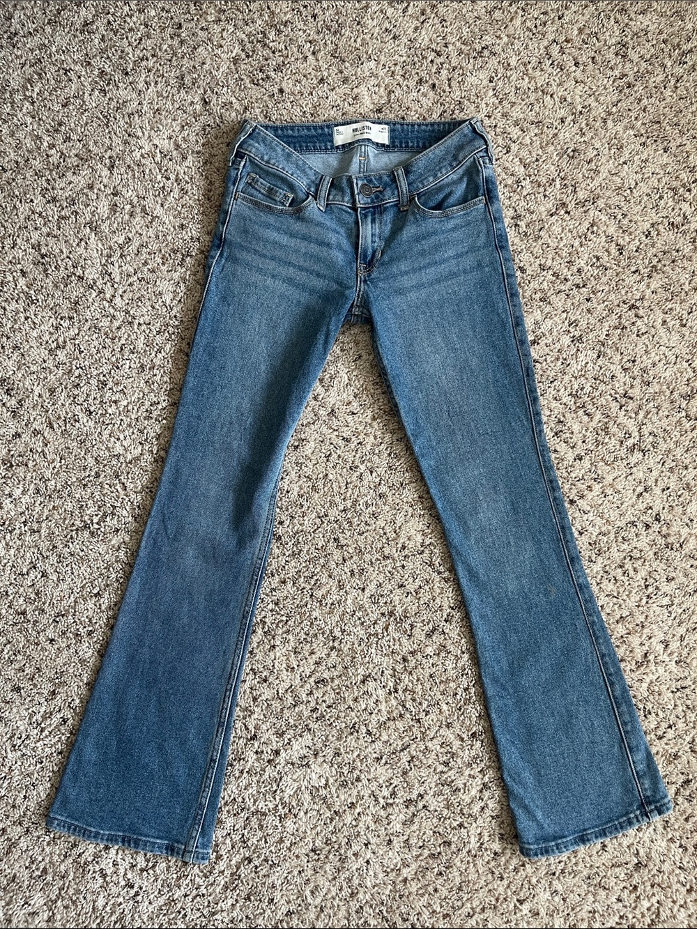 Hollister Low-Rise Bootcut Jeans Medium Blue Wash Size 0 Regular - Picture 4 of 8